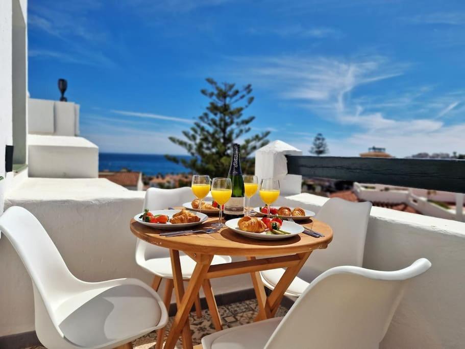Hermoso Piso En Con Vistas Al Mar